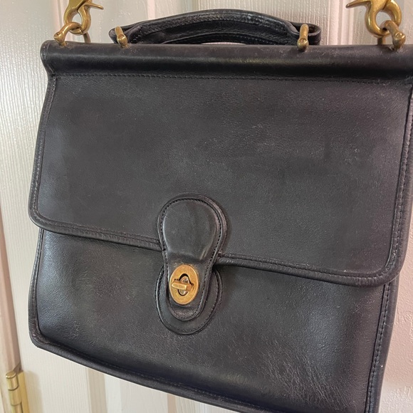 Vintage  Coach Willis Leather Bag w Brass Hardware EUC - Picture 6 of 16